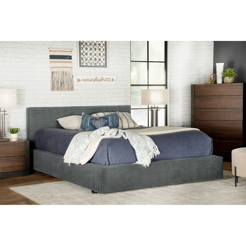 Weselyn - Platform Bed by HouseOfZazla