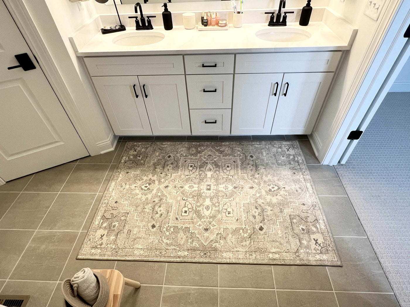 Elle Machine Woven Becki Owens x LIVABLISS BOEC-2301 Area Rug by Boutique Rugs