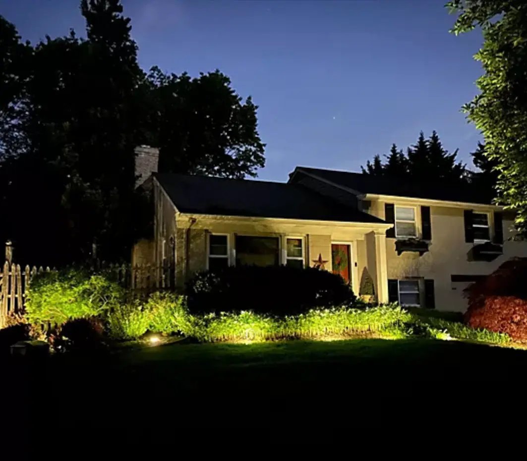 Energizer 10-pc Solar Disc Lights Multi-Direction 20 Lumen by Outdoor Solar Outlet