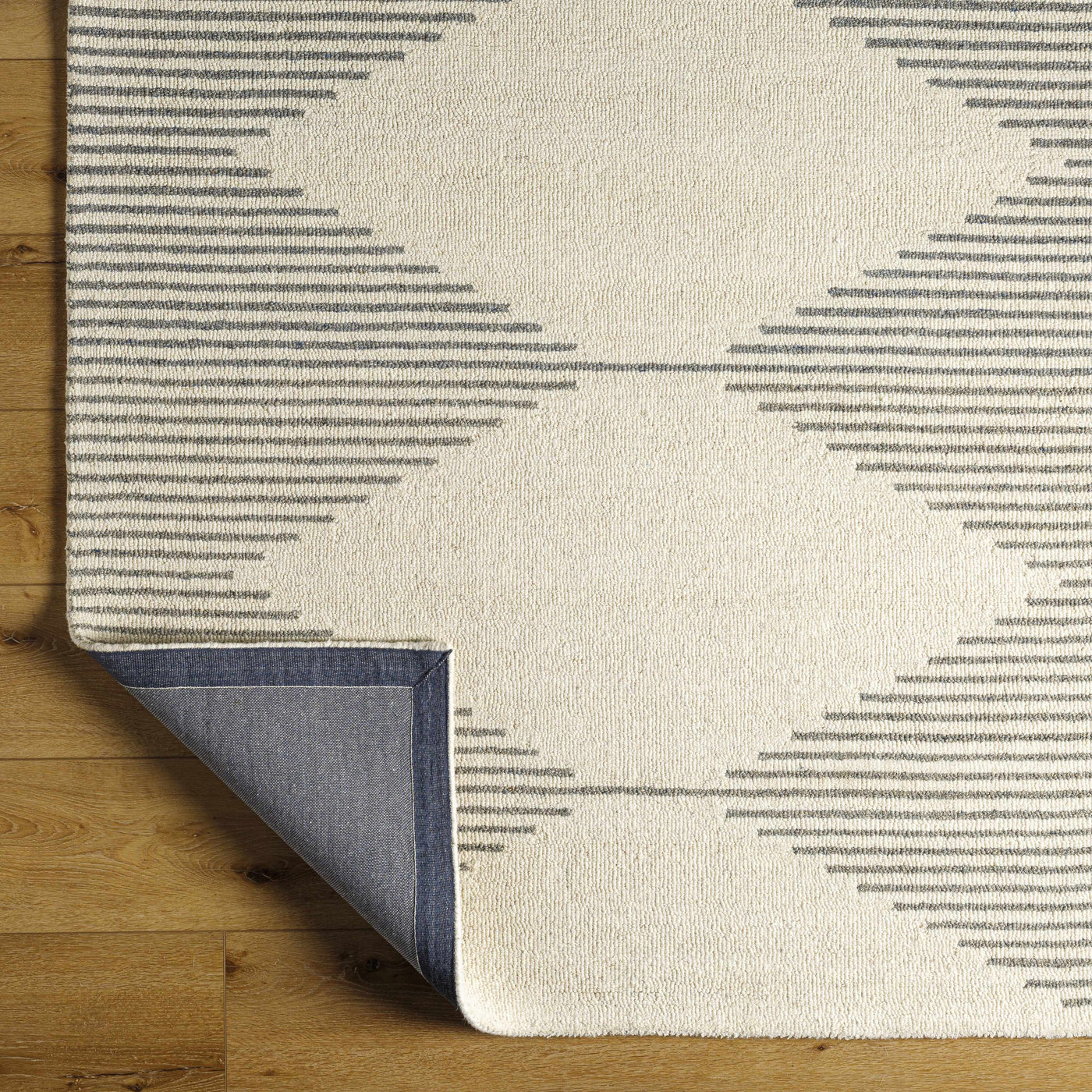 Ermin Area Rug - Clearance by Boutique Rugs