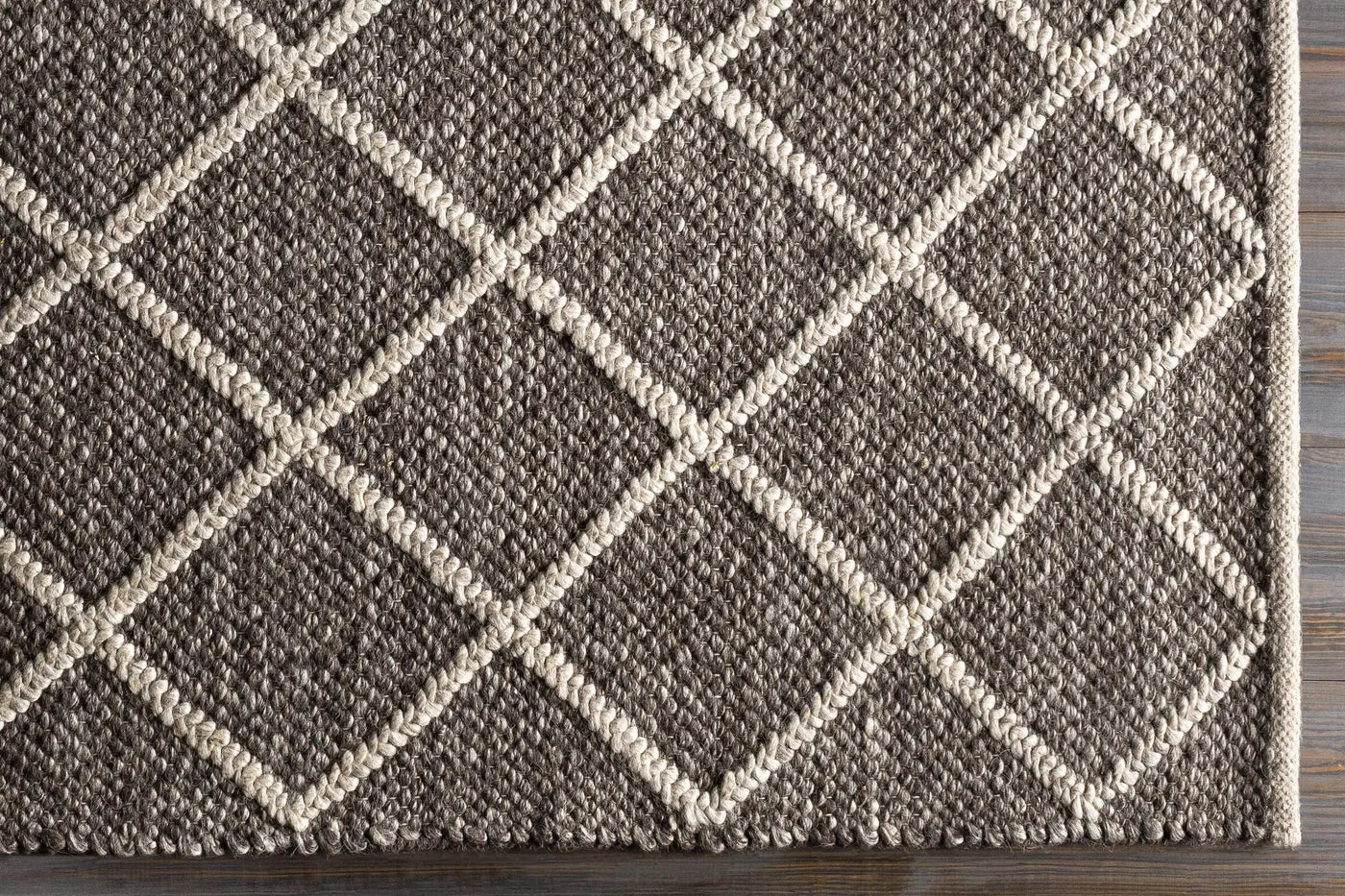 Syosset 2x3 Brown Trellis Wool&Viscose Rug - Clearance by Boutique Rugs