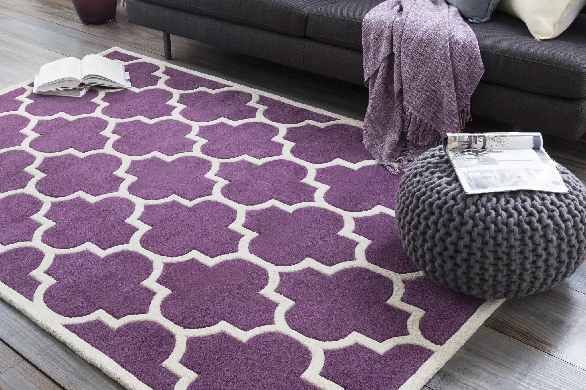Etta Carpet - Clearance by Boutique Rugs