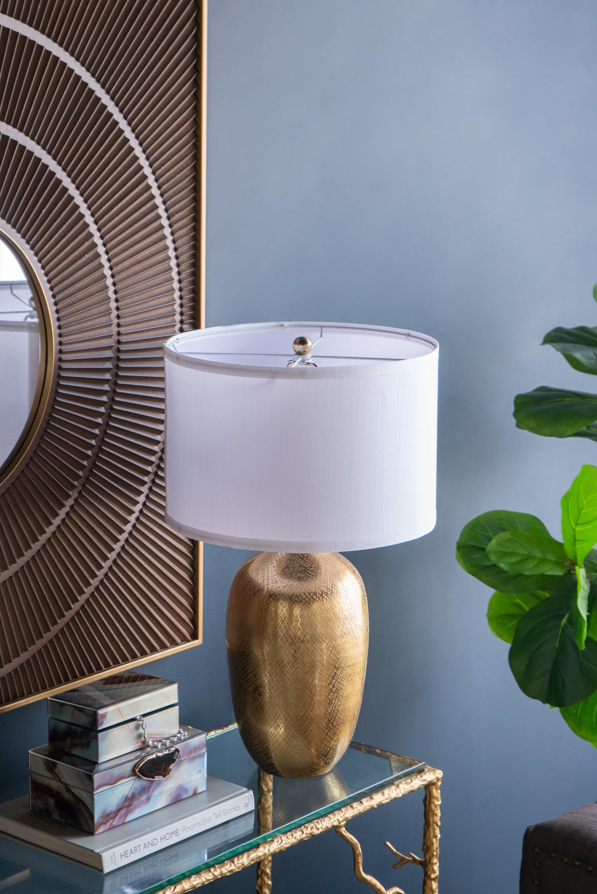 Round Aluminum Table Lamp with White Fabric Shade - Gold, photo 13 of 15