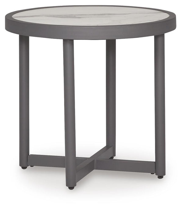 Ocean Beach - Round Table