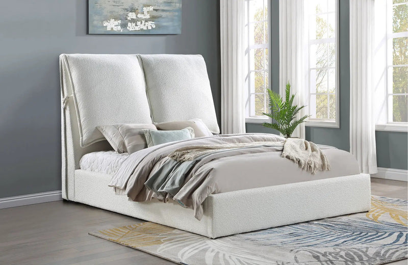Gwendoline Upholstered Queen Panel Bed White by Unique Piece Furniture