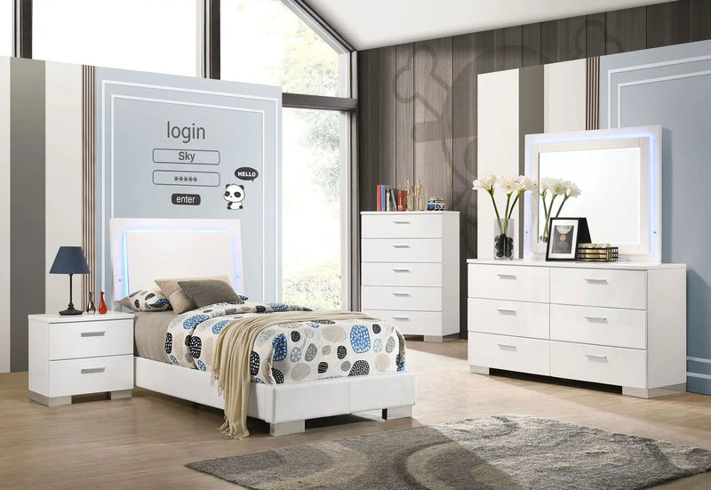 Felicity 5-piece Twin Bedroom Set White High Gloss by Unique Piece Furniture