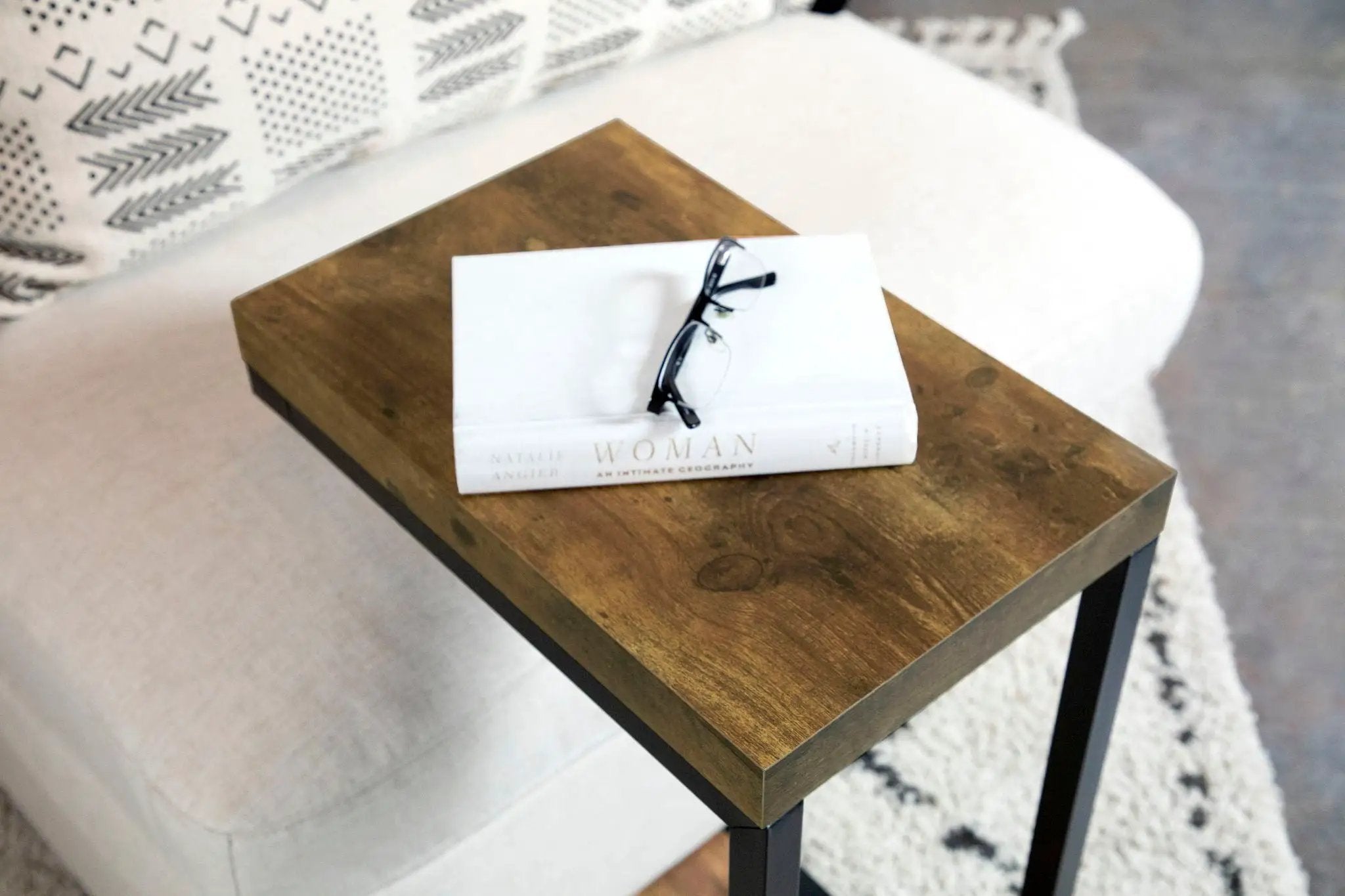 Beck Engineered Wood C-Shape Sofa Side Table Antique Nutmeg by Unique Piece Furniture
