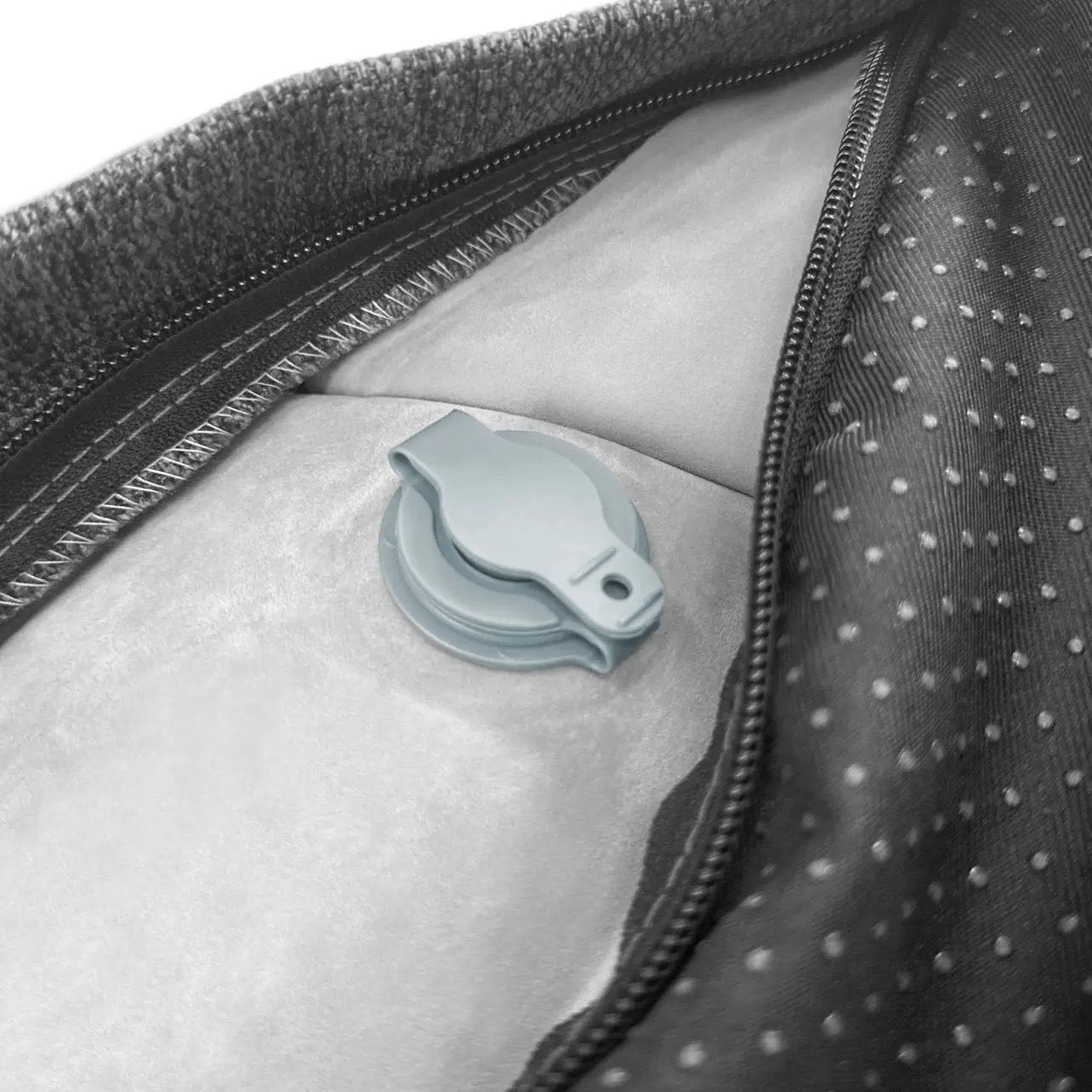 One Size Cloud Ergonomic Couch by HouseOfZazla