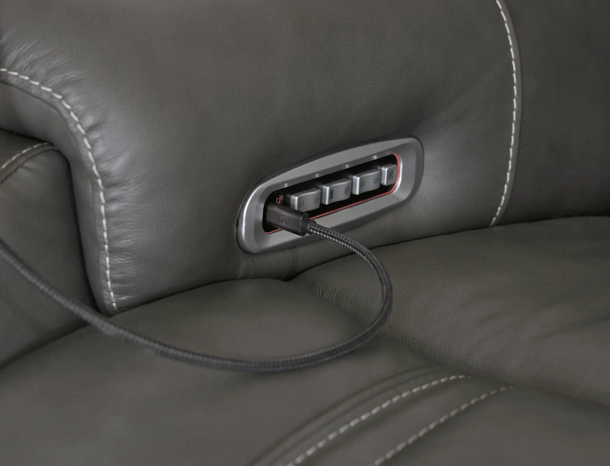 5Z - Pittson - Power Reclining Sectional by Unique Piece Furniture