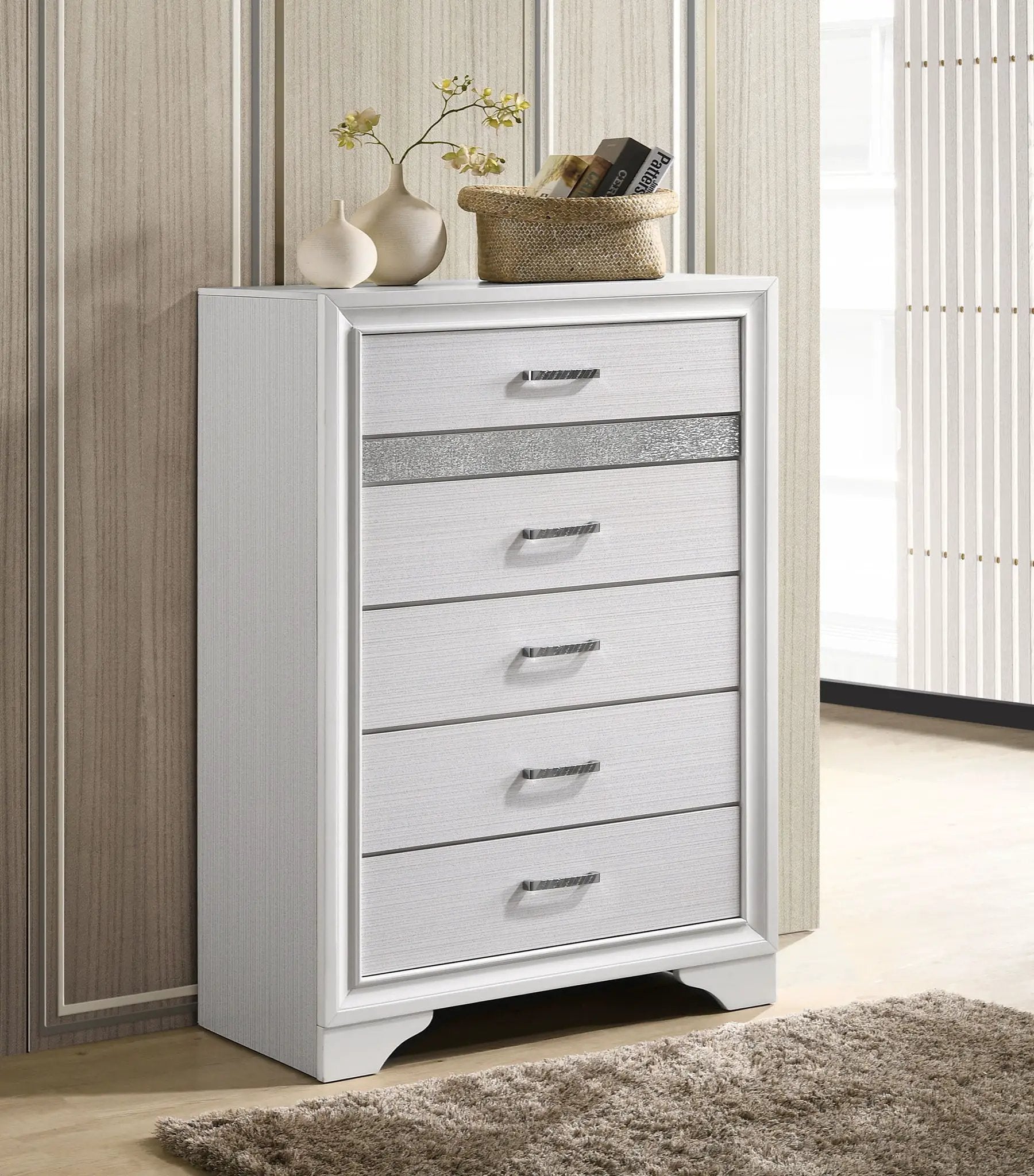 Miranda 6-drawer Bedroom Chest White by Unique Piece Furniture