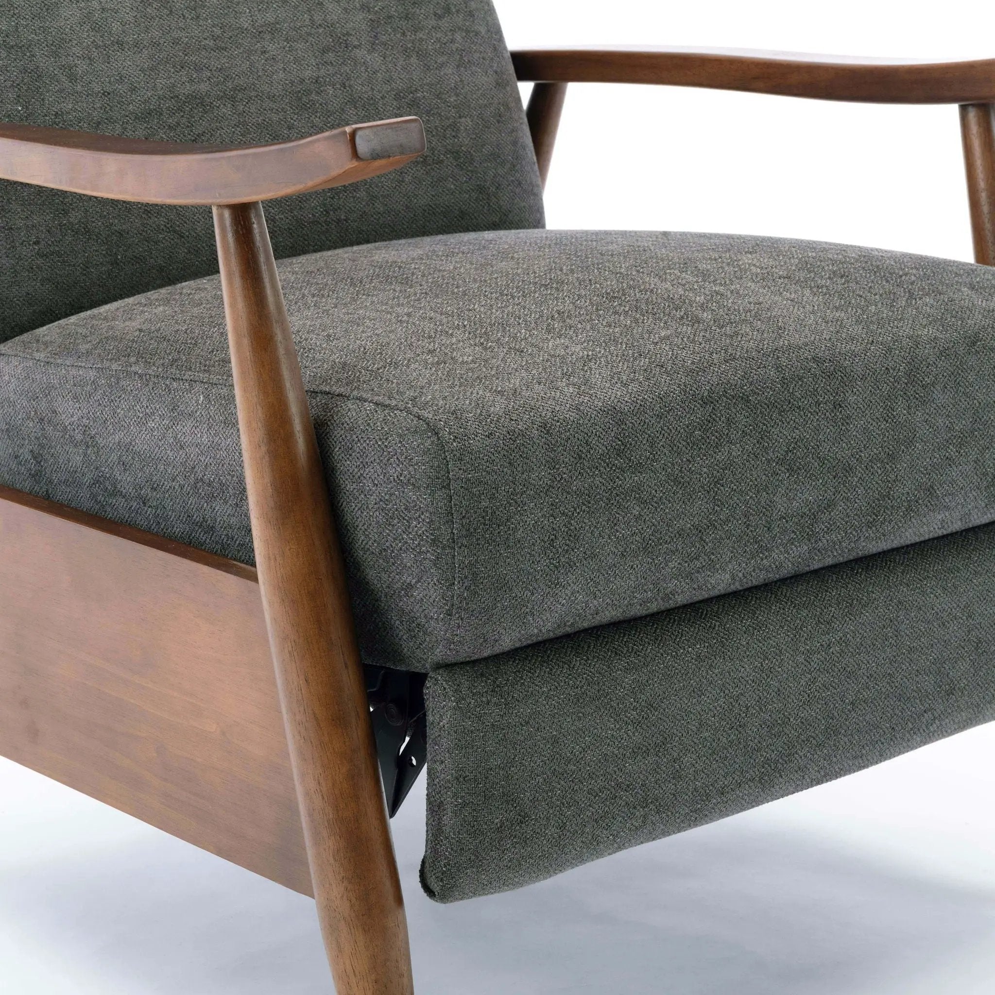 Sarasota - Arm Push Back Recliner by Unique Piece Furniture