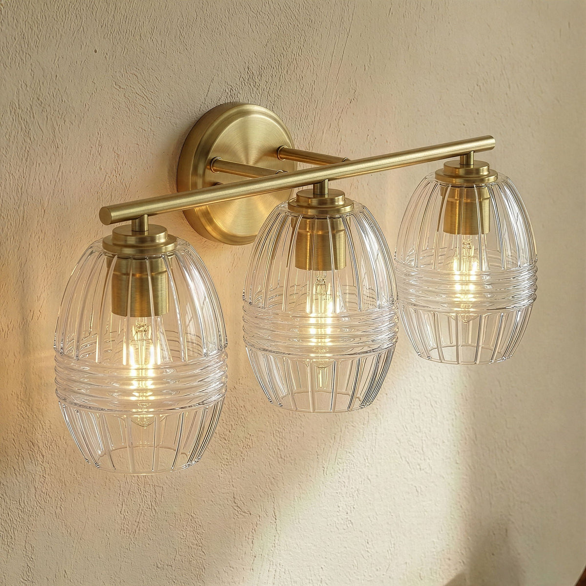 Luster 3 Lights Vanity With Clear Glass