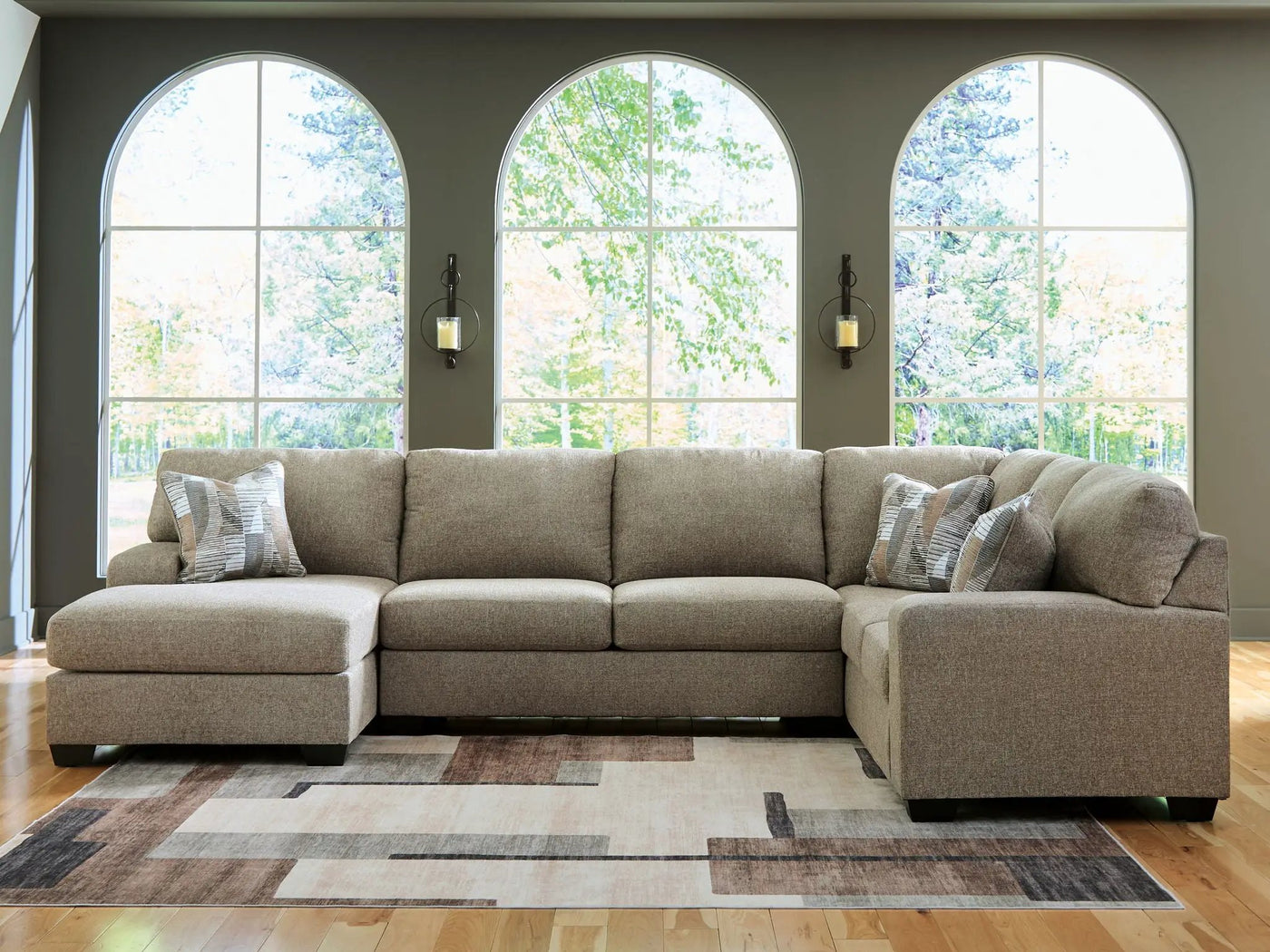 Newellen - Sectional by Unique Piece Furniture