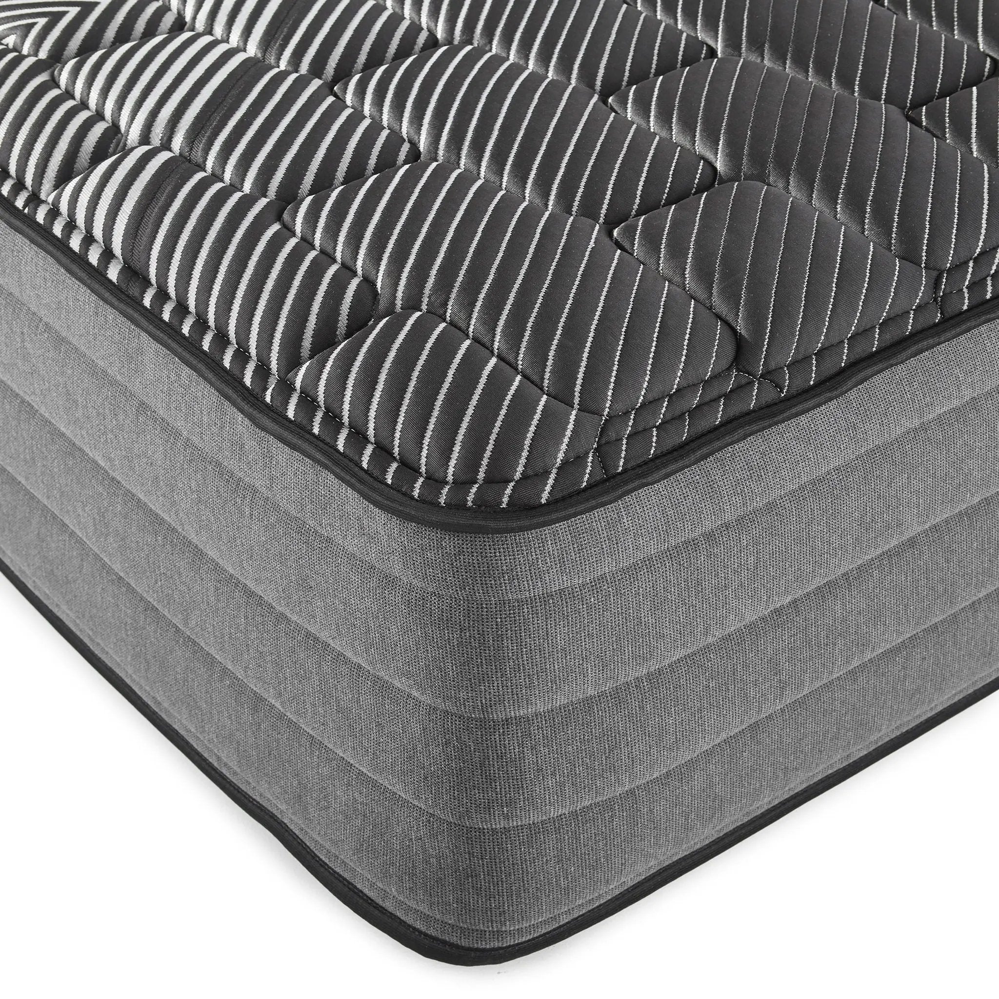 Montlake 14-inch Eastern King Cool Firm Foam Hybrid Mattress by Unique Piece Furniture