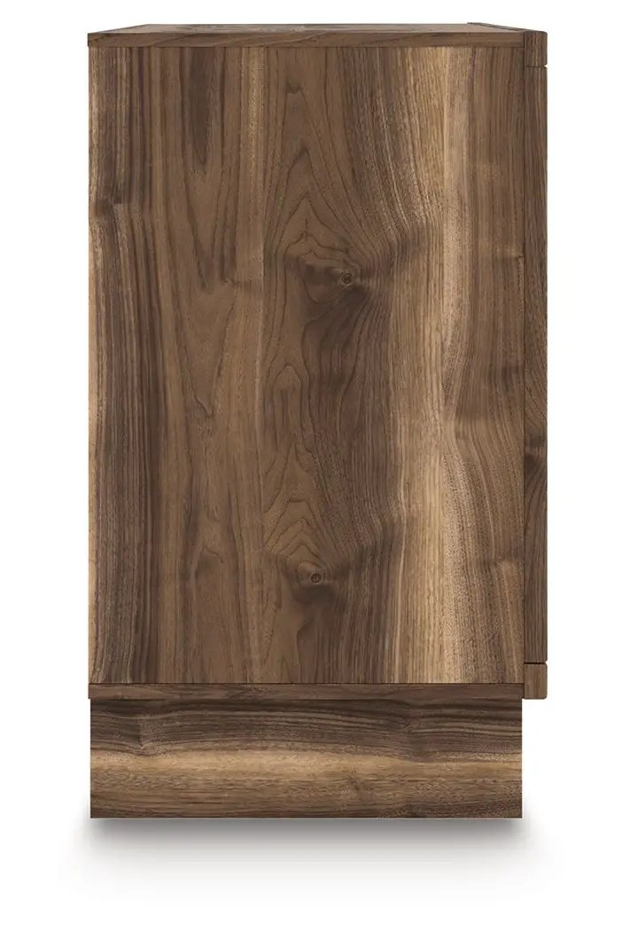 Chirason - Six Drawer Dresser - Brown by Unique Piece Furniture