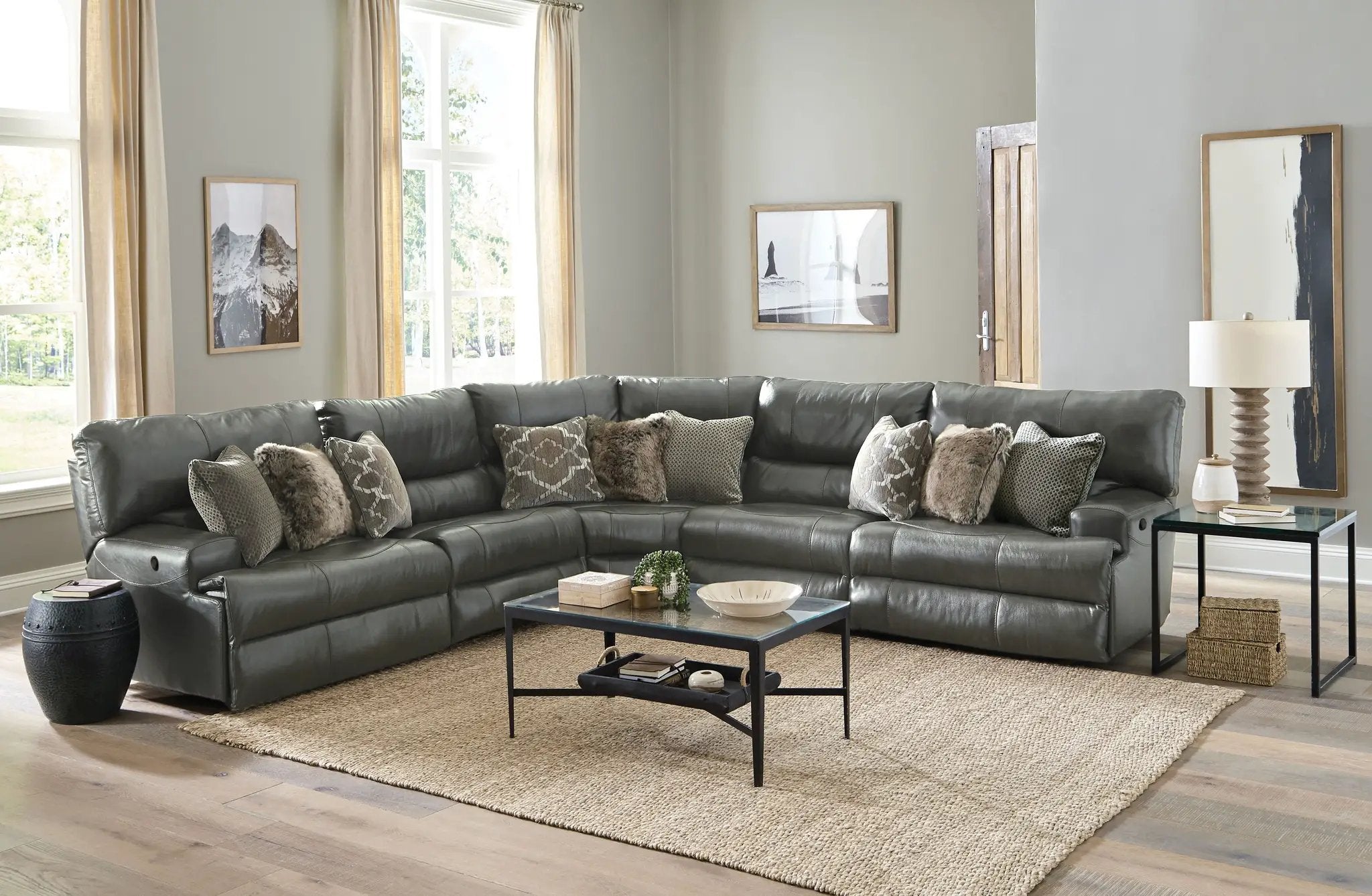 Como - 5 Piece Italian Leather Match Reclining Sectional by Unique Piece Furniture