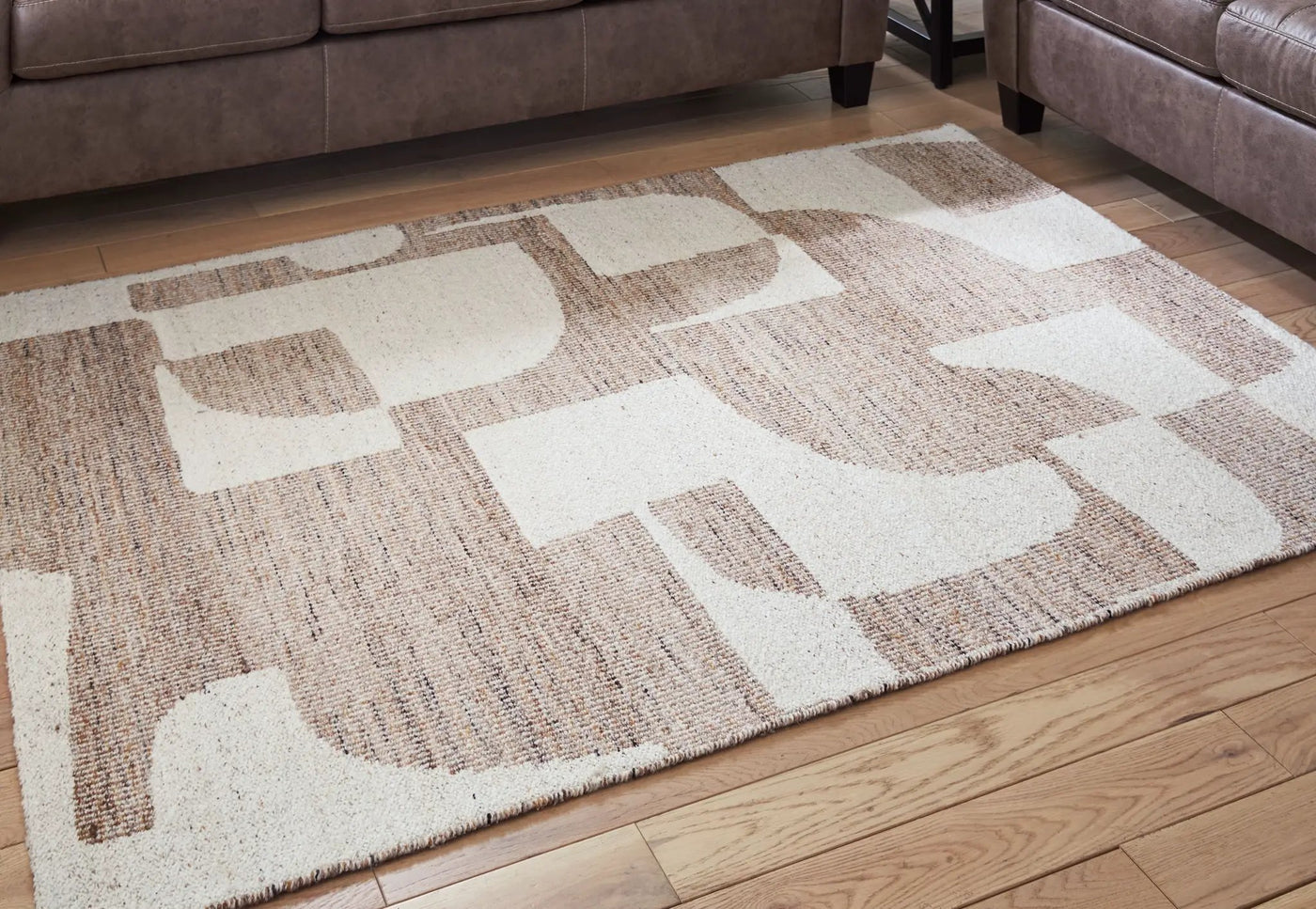 Brynnfield - Rug by Unique Piece Furniture