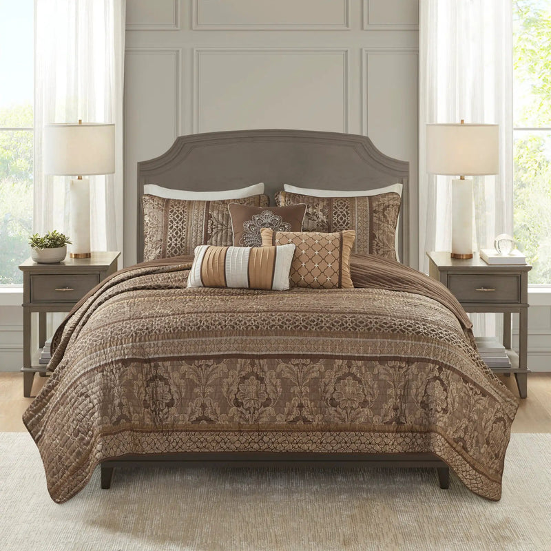6 Piece Jacquard Quilt Set with Throw Pillows – Brown/Gold King/Cal King by HouseOfZazla