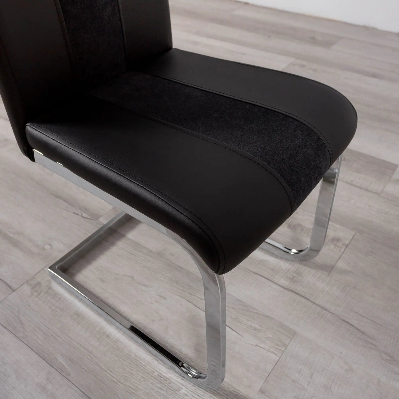Altis - Dining Chair (Set of 4) by HouseOfZazla