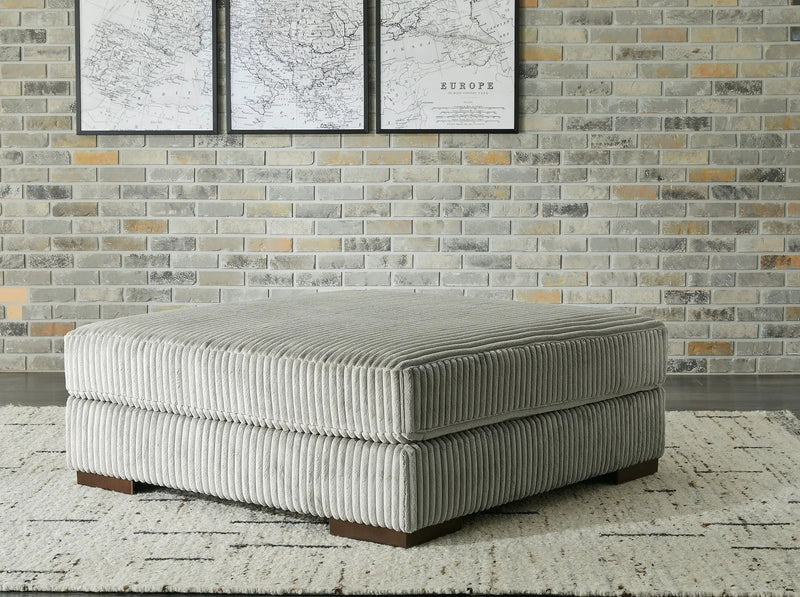 Lindyn - Oversized Accent Ottoman by Unique Piece Furniture