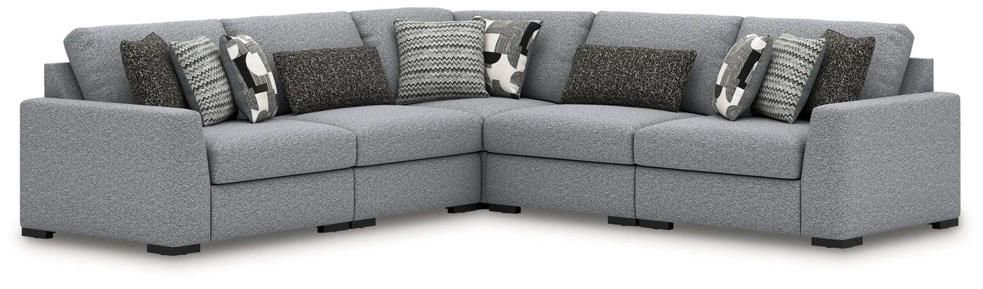 Bealton - Sectional by Unique Piece Furniture