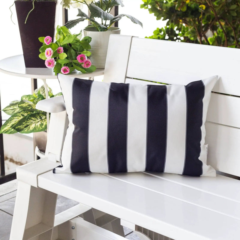 Horizon - Stripe Pillow Outdoor & Indoor - Black by Unique Piece Furniture