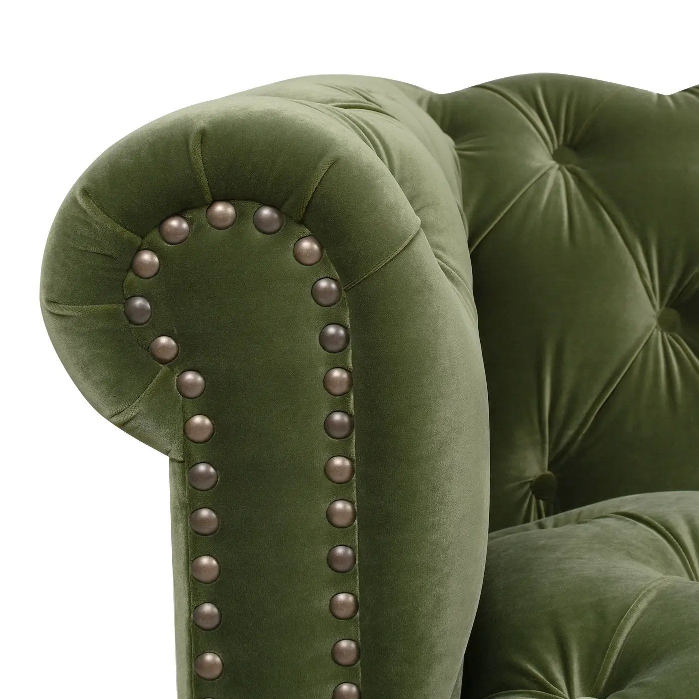 Alto - Tufted Chesterfield Sofa by HouseOfZazla