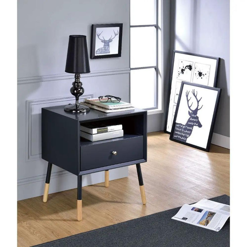 Sonria II - End Table by Unique Piece Furniture