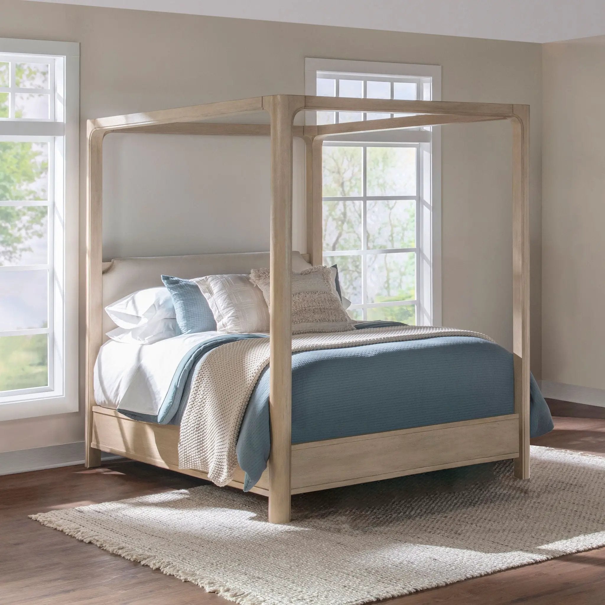 Solano 85-inch Eastern King Canopy Bed Weathered Mango by Unique Piece Furniture