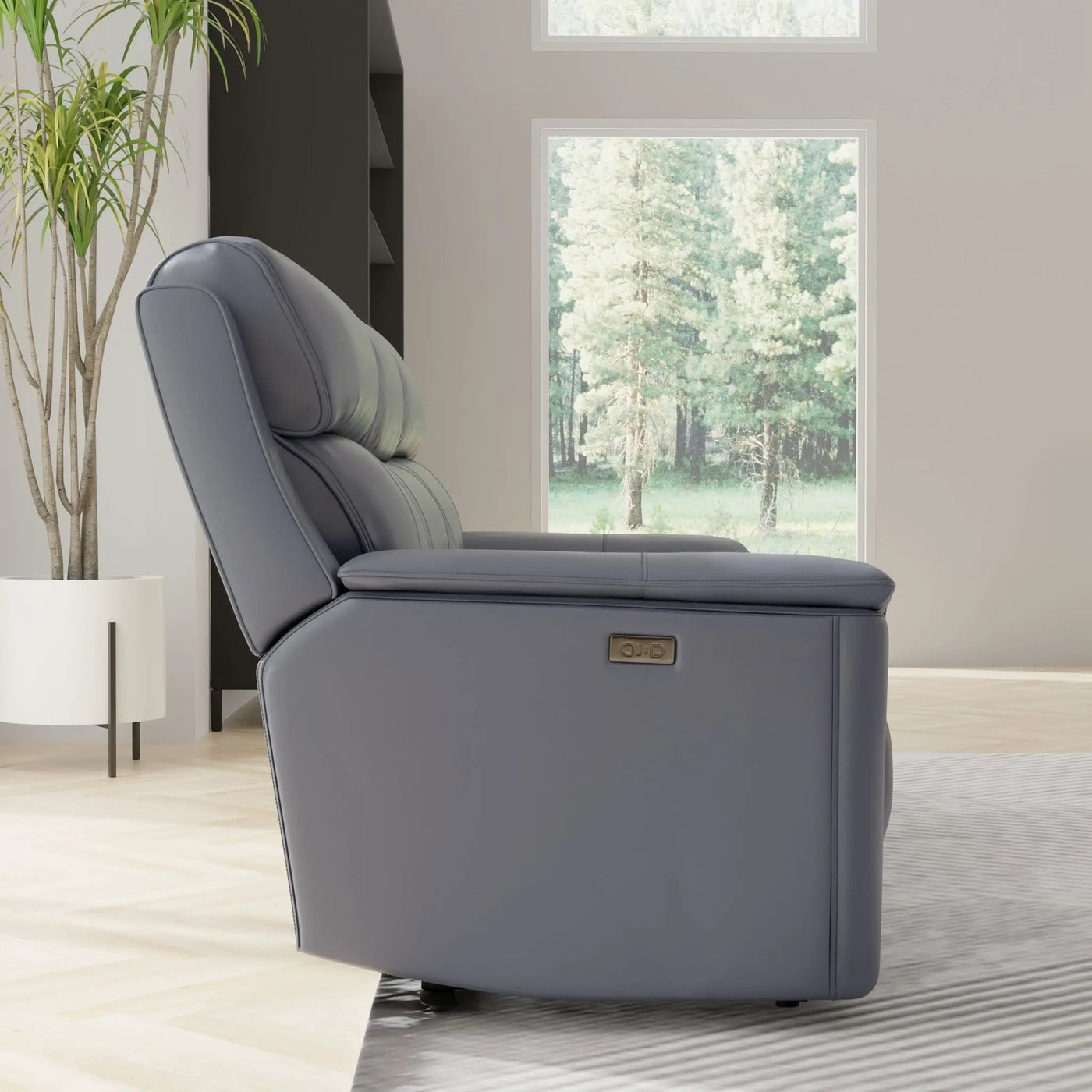 Oslo - Dual Power Reclining Loveseat With Console by HouseOfZazla