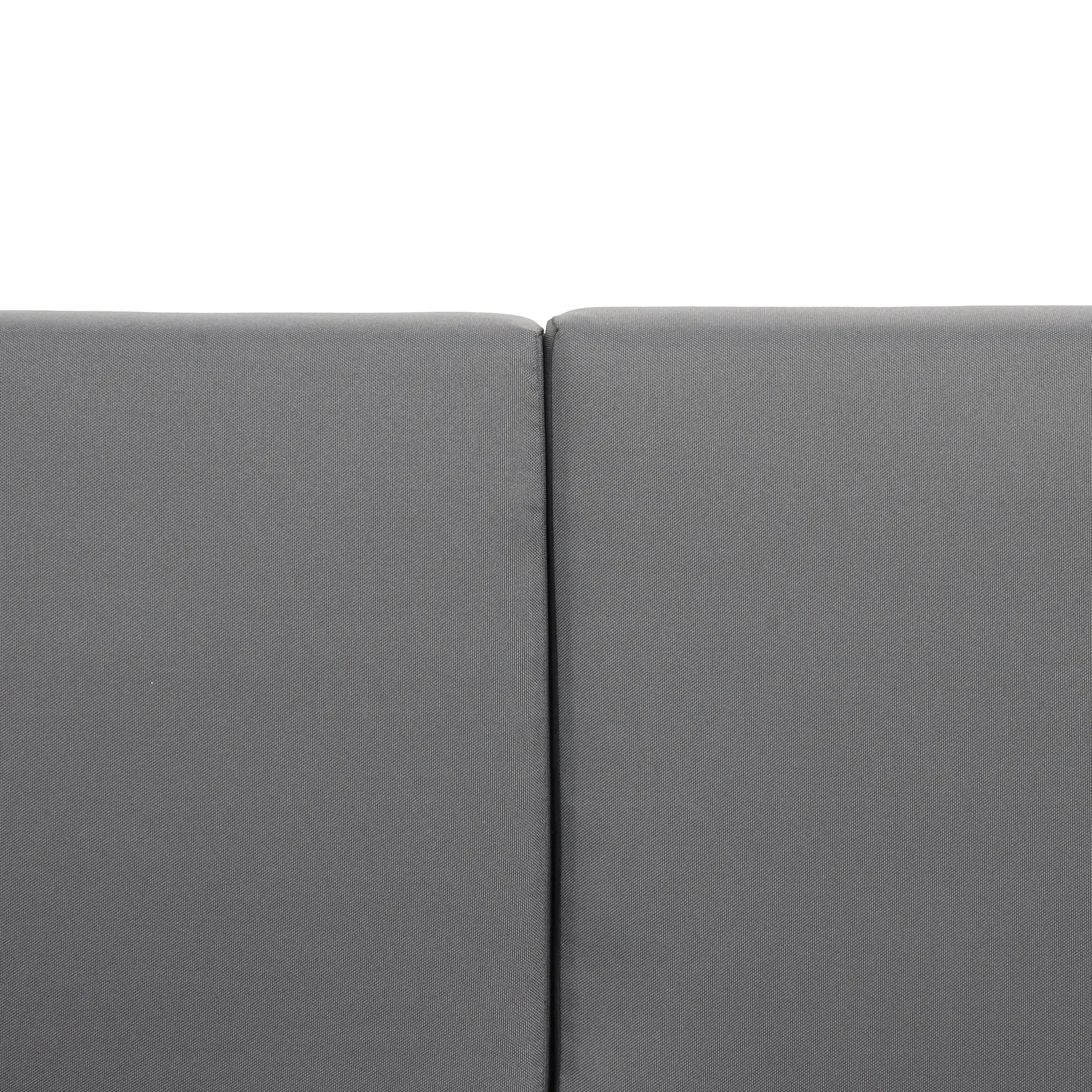 Gavin Loveseat by HouseOfZazla