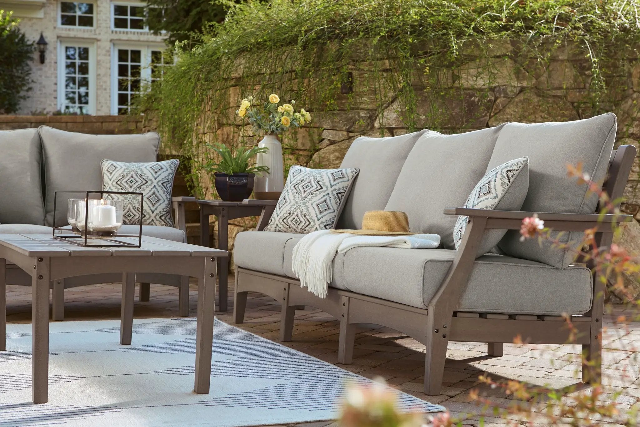 Visola - Sofa with Cushion - Gray by Unique Piece Furniture