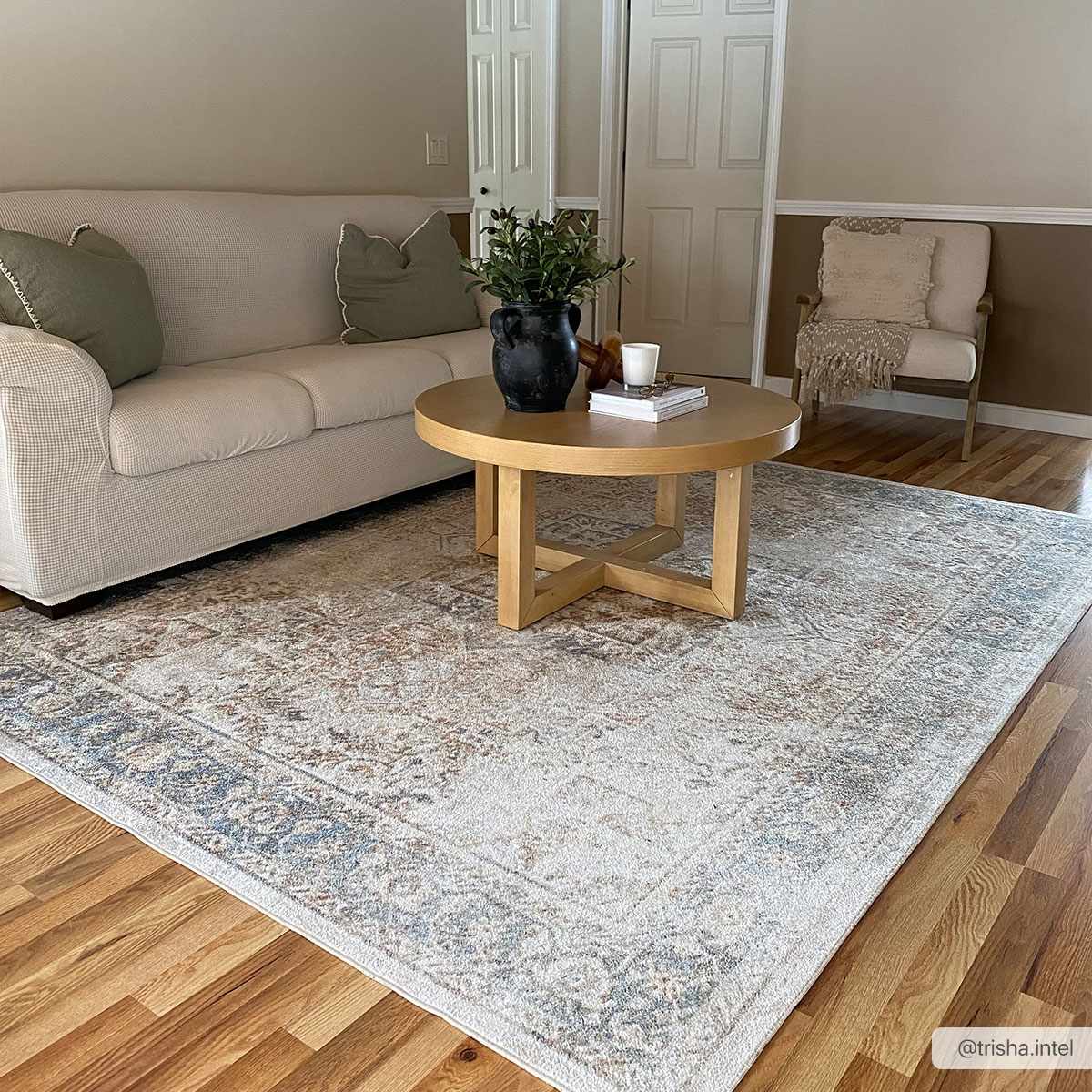 Heritage Style Flat Pile Washable Rug by Boutique Rugs