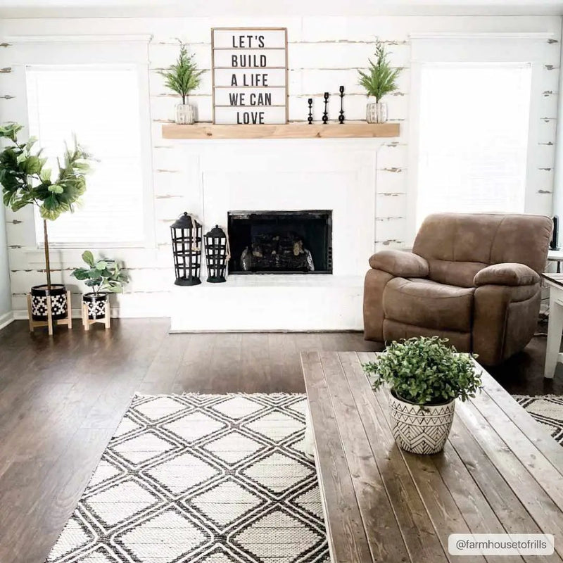 Wausa Area Rug - Clearance by Boutique Rugs