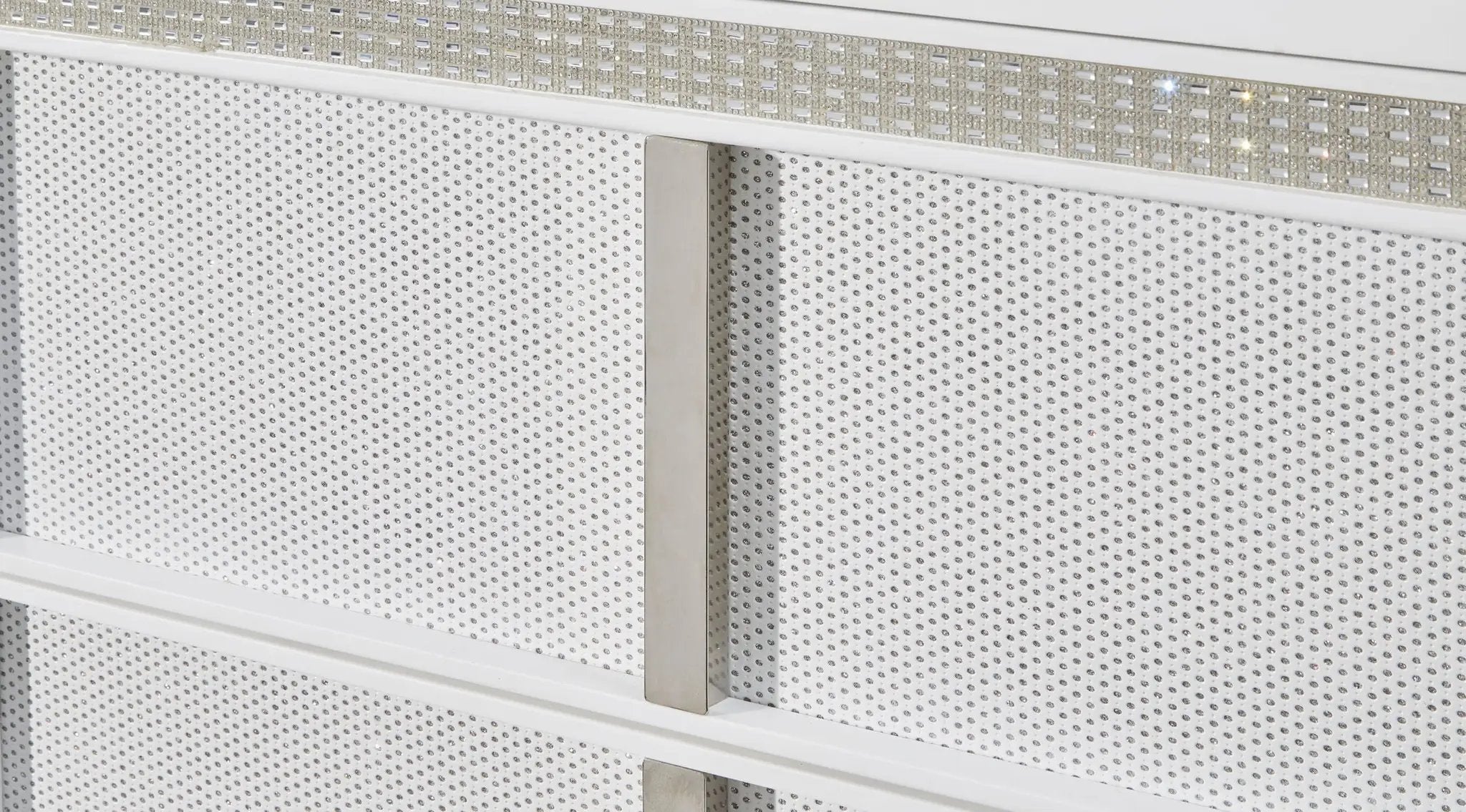Chalanna - Five Drawer Chest - White by Unique Piece Furniture