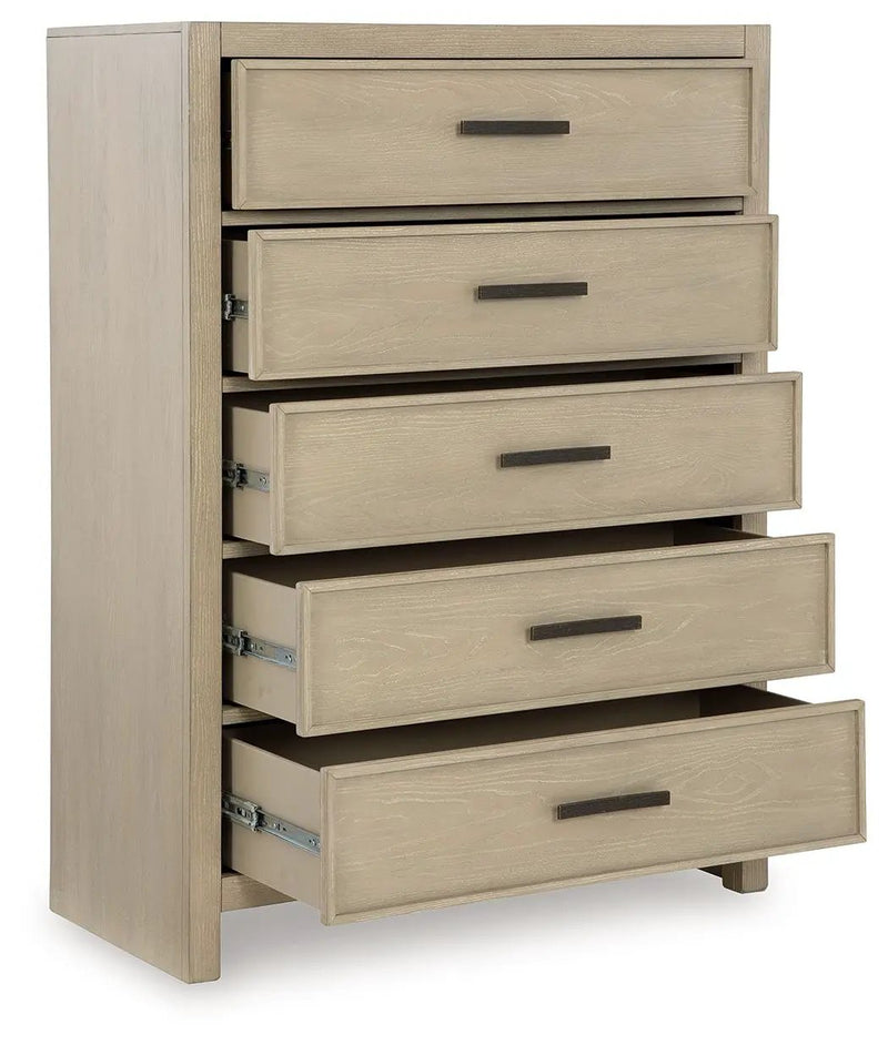 Calmoro - Five Drawer Chest - Gray by Unique Piece Furniture