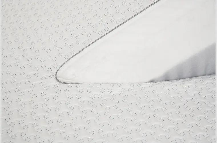 BedGear Ver-Tex Mattress Protector - Split Head Queen by HouseOfZazla