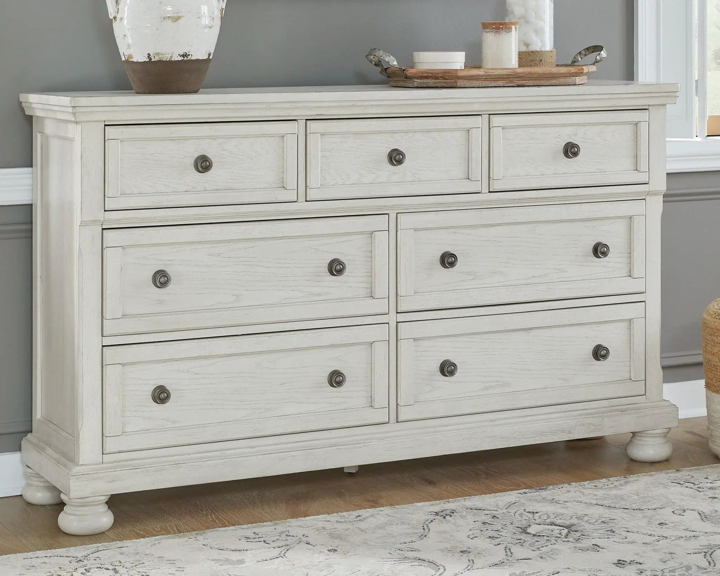 Robbinsdale - Sleigh Bed Set by Unique Piece Furniture