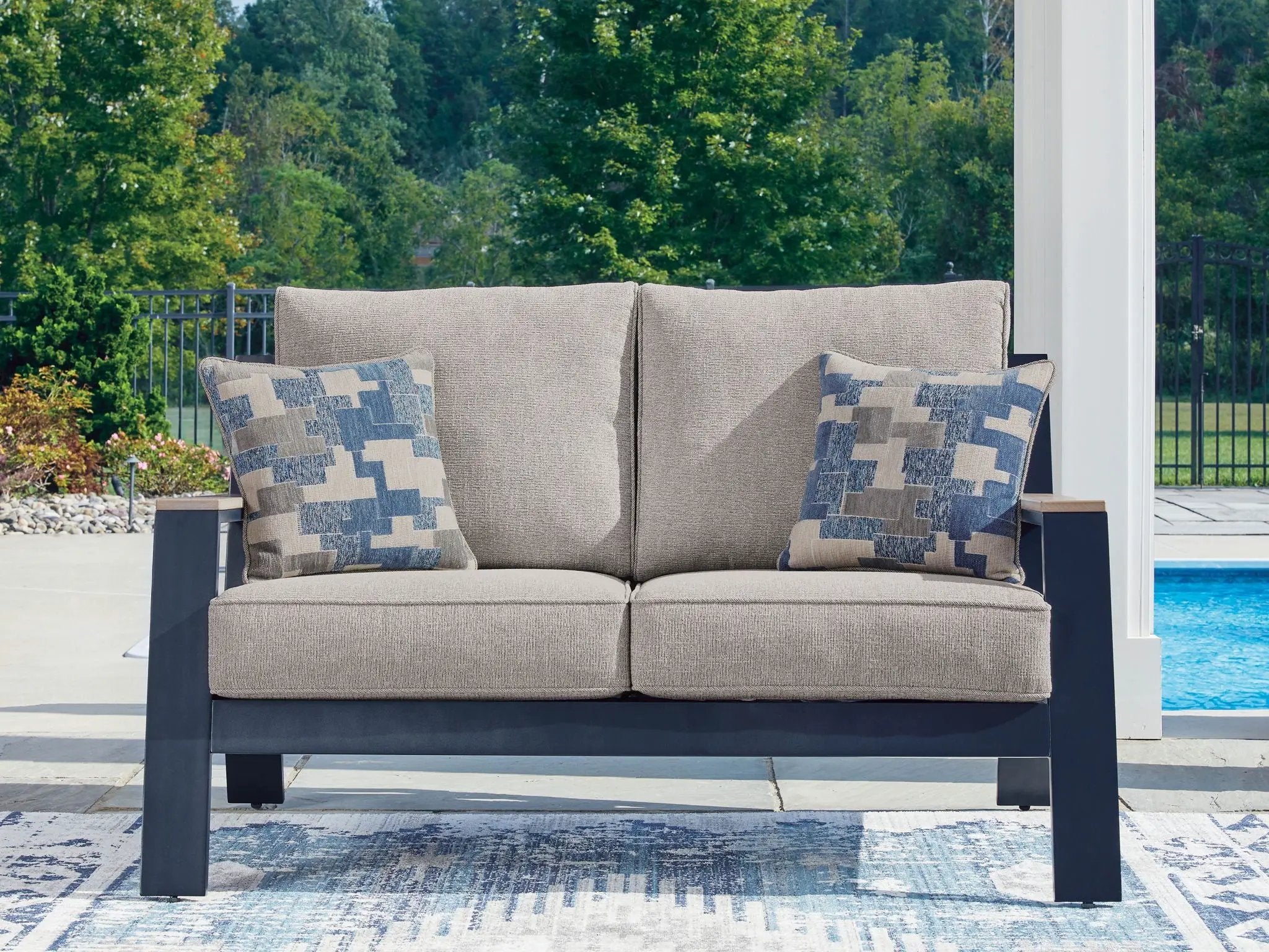 East Beach - Loveseat With Cushion - Blue by Unique Piece Furniture