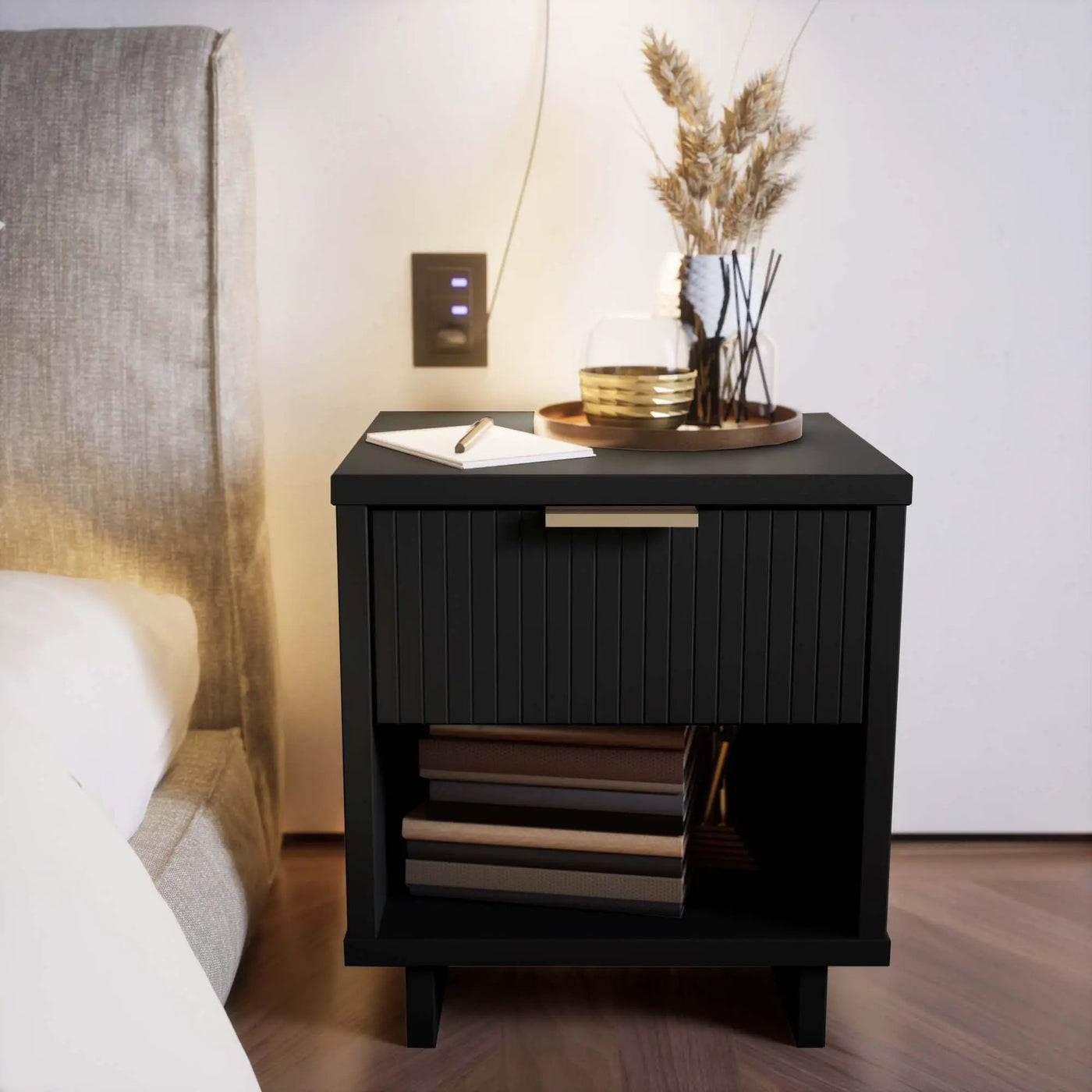 Granville - Nightstand With 1 Drawer by HouseOfZazla