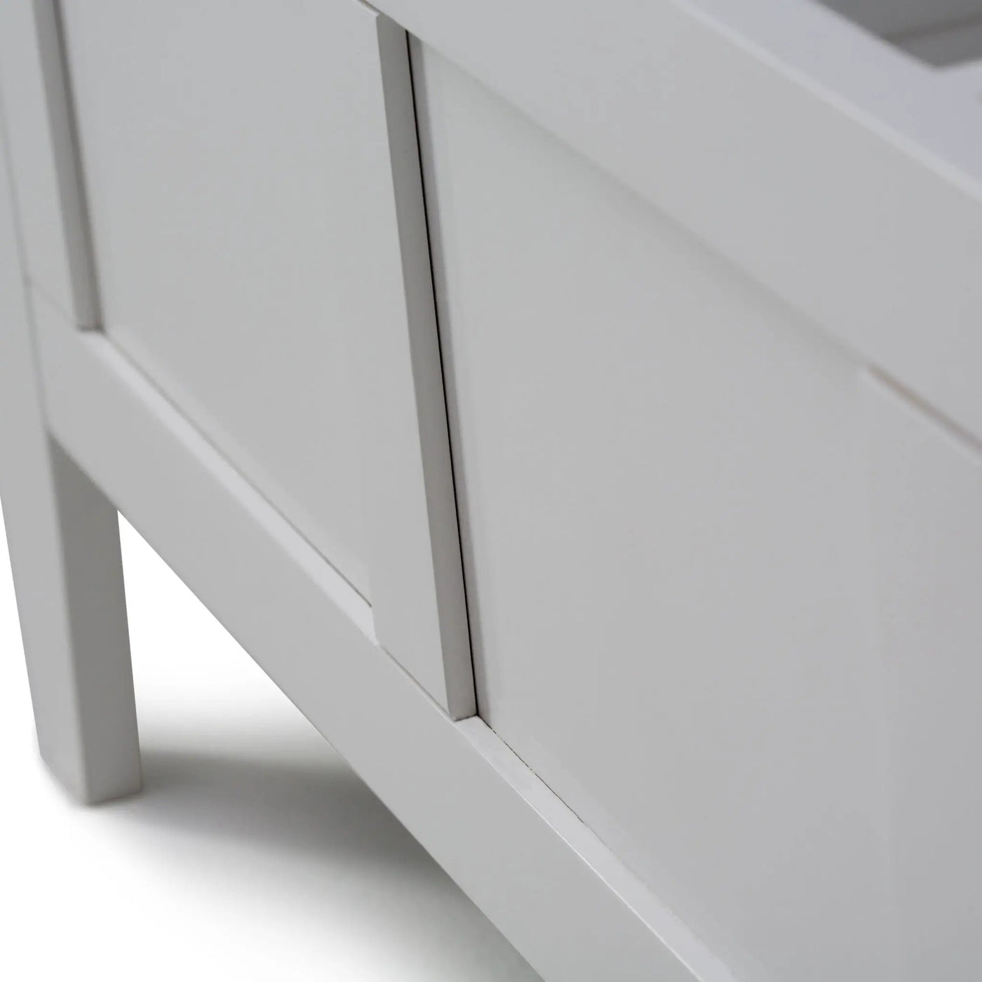 Brooklyn - Handcrafted Entryway Storage Bench by HouseOfZazla