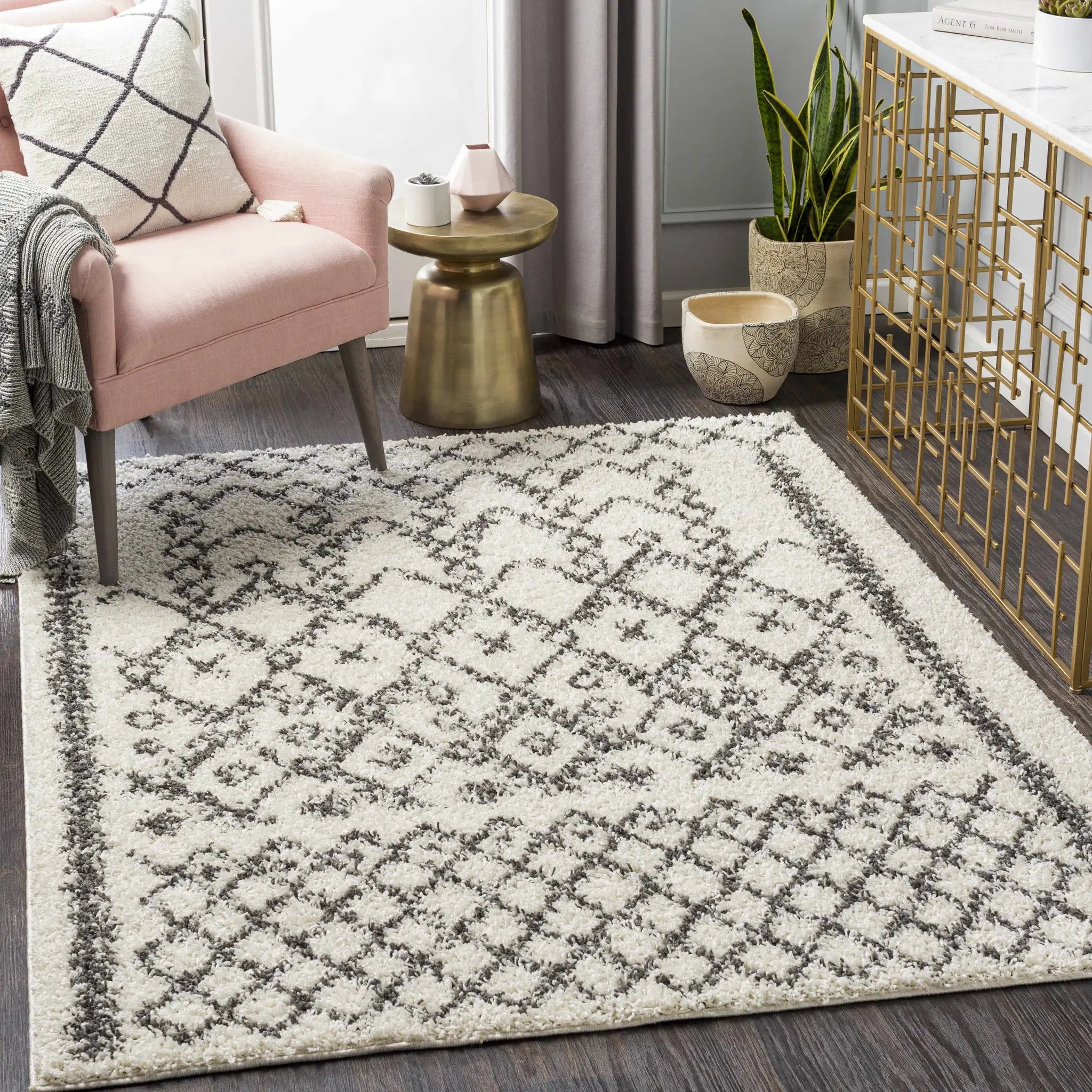 Fenstanton Area Rug - Clearance by Boutique Rugs
