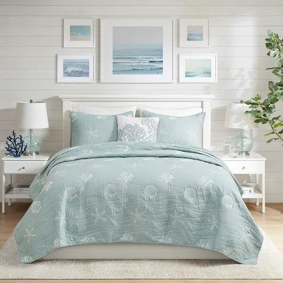 4 Piece Cotton Reversible Embroidered Quilt Set with Throw Pillow Aqua King/Cal King by HouseOfZazla