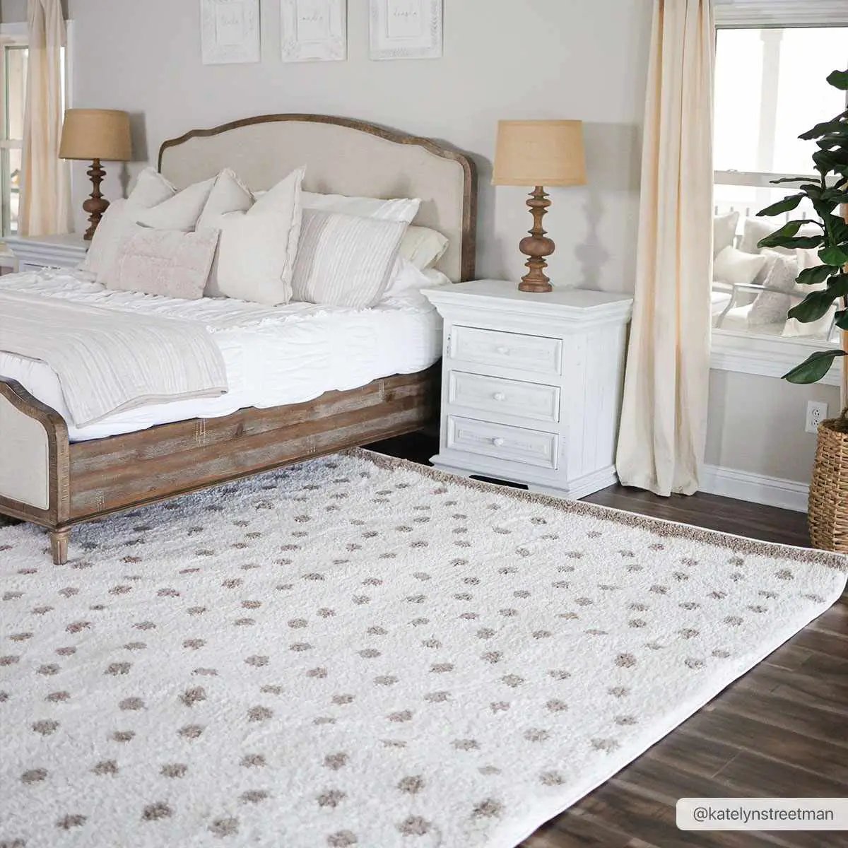 Chaia Dotted Cream & Brown Plush Rug by Boutique Rugs