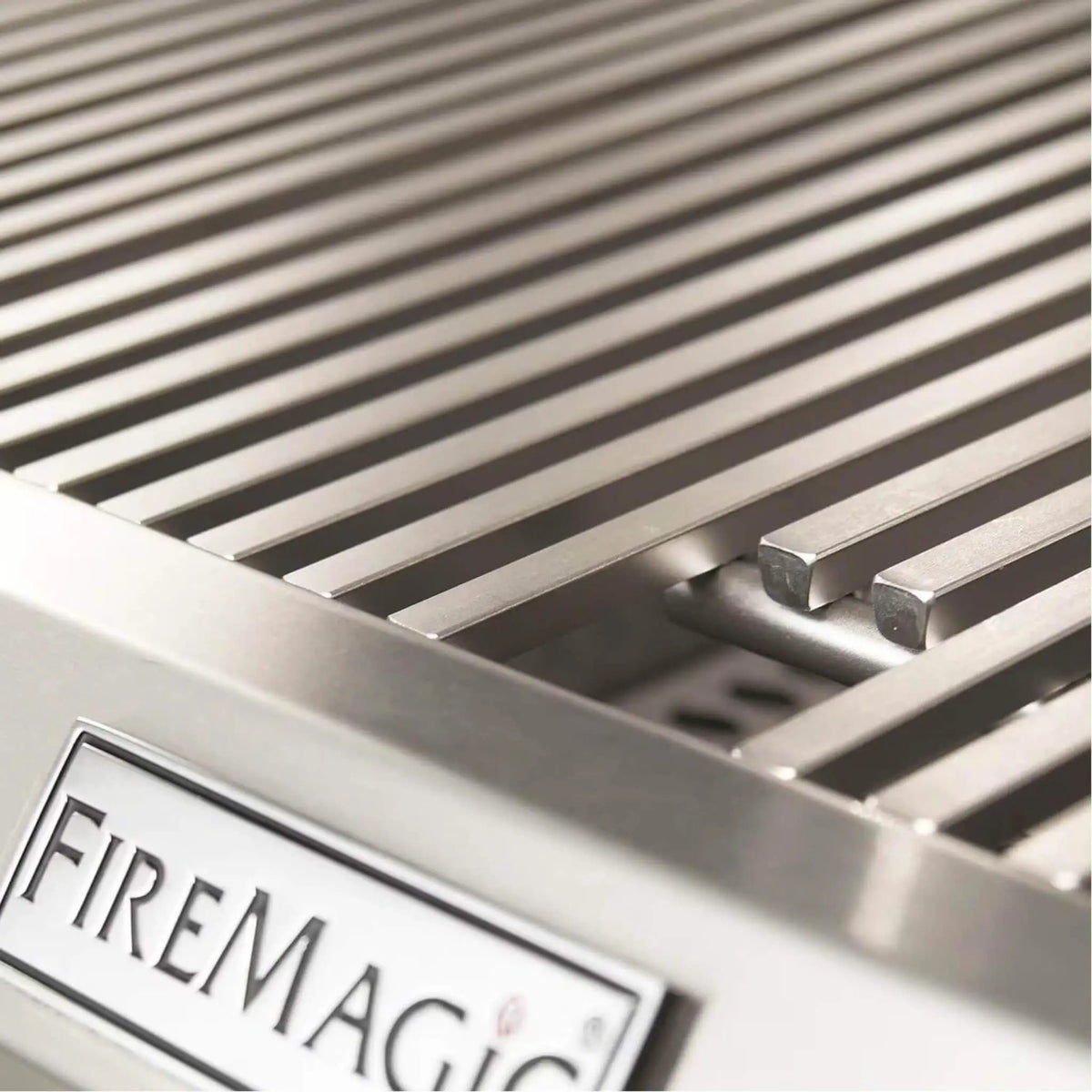 Fire Magic Aurora 36-Inch Multi-User Built-In Grill With Analog Thermometer & Rotisserie Kit [A790I-8EAN/P] (SAK42701) by SAKSBY WHOLESALE