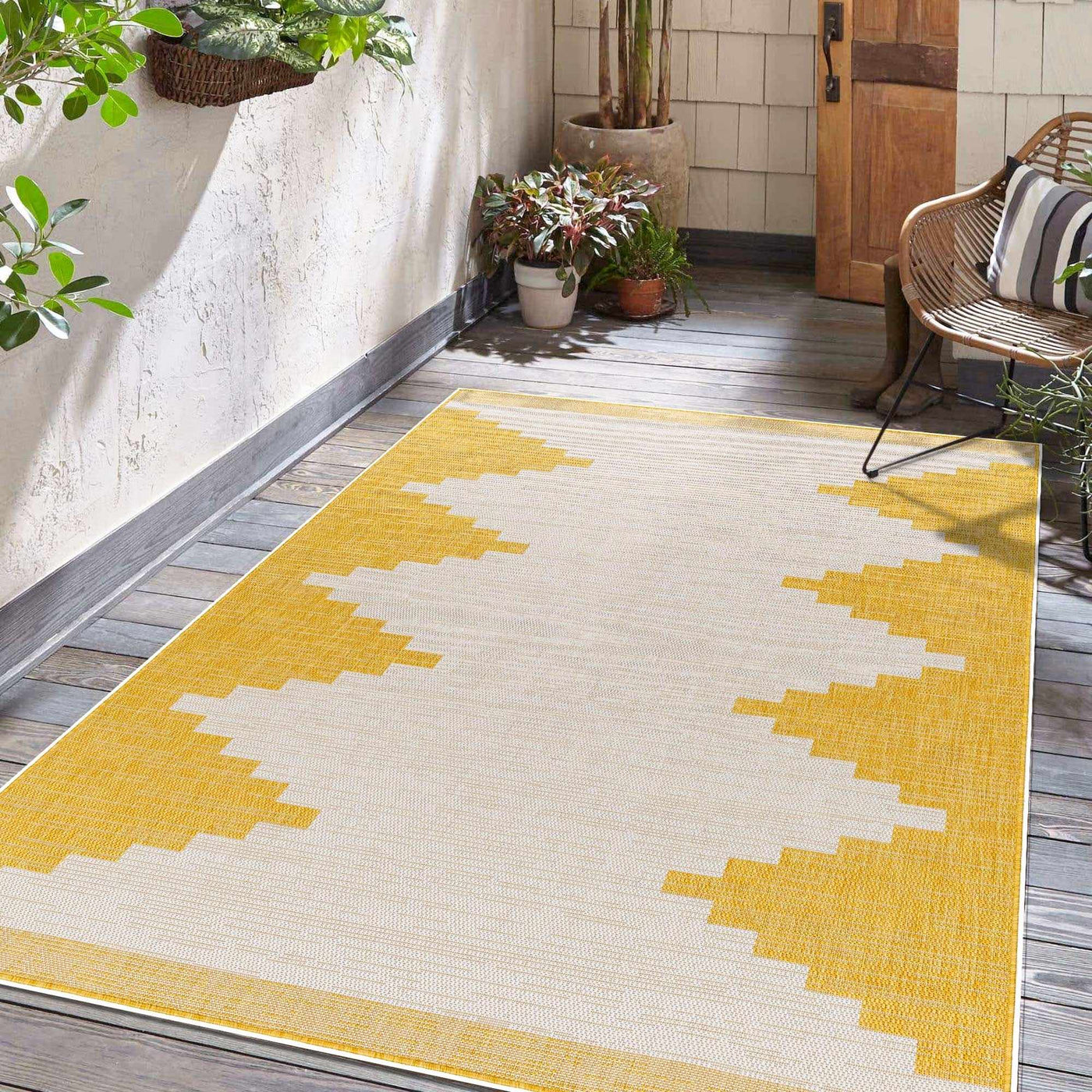 Djugun Yellow Outdoor Rug - Clearance by Boutique Rugs