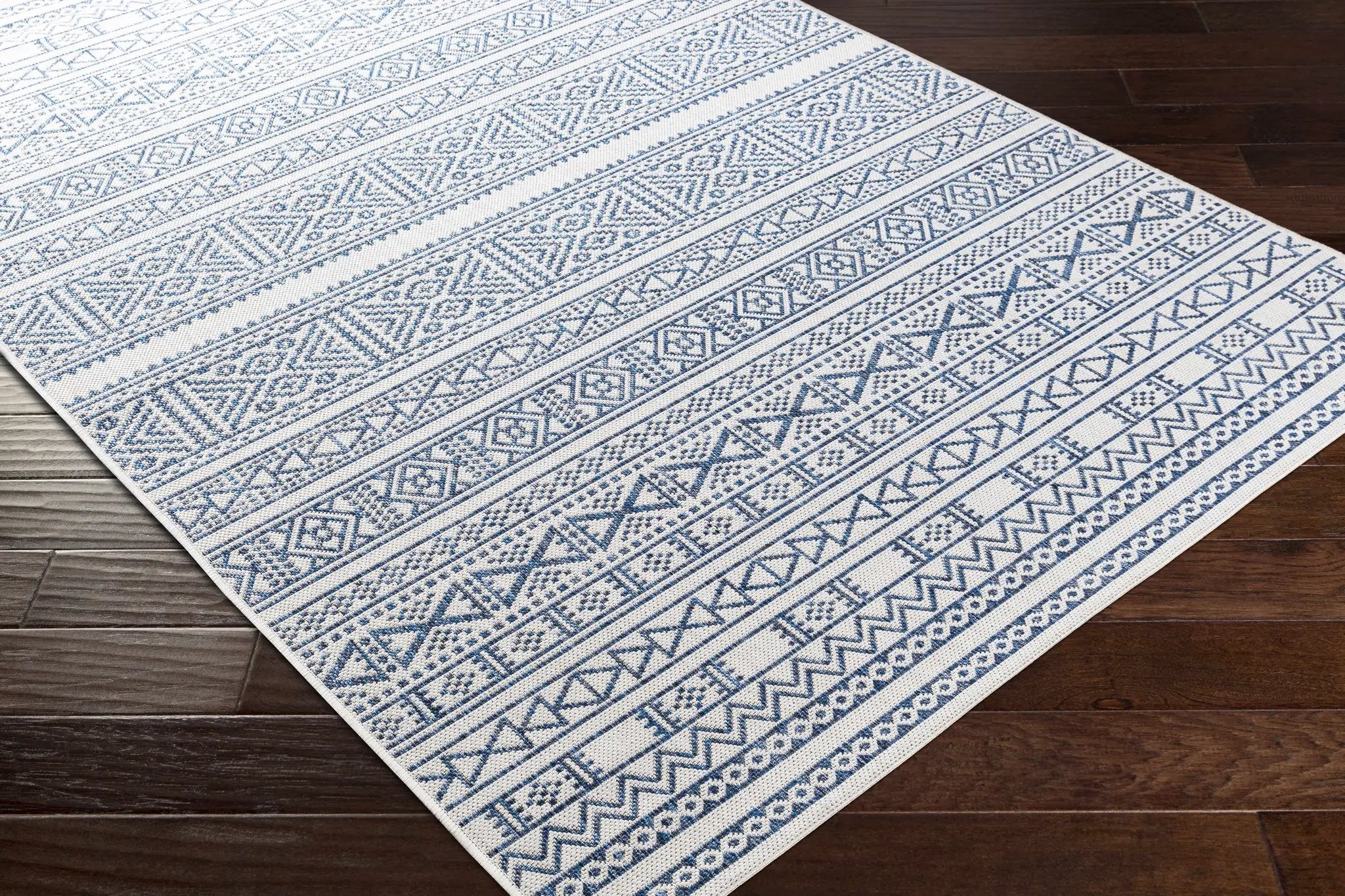 Freshwater White&Blue Outdoor Rug - Clearance by Boutique Rugs