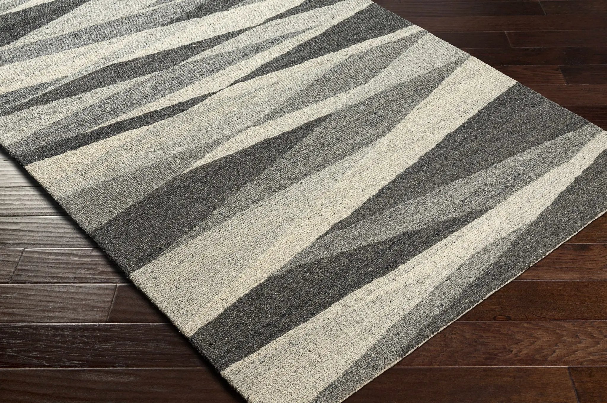 Garlands Area Rug - Clearance by Boutique Rugs