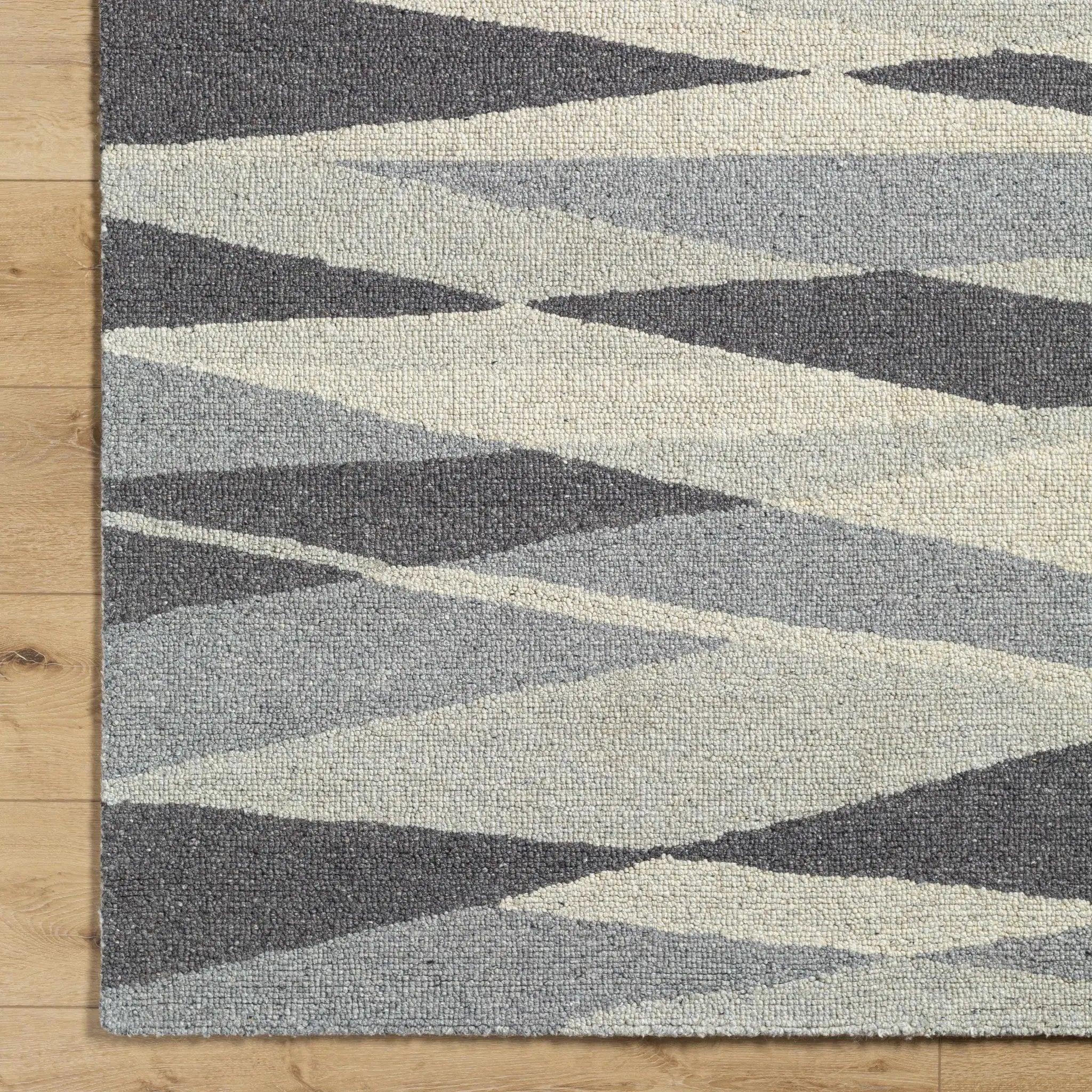 Garlands Area Rug - Clearance by Boutique Rugs