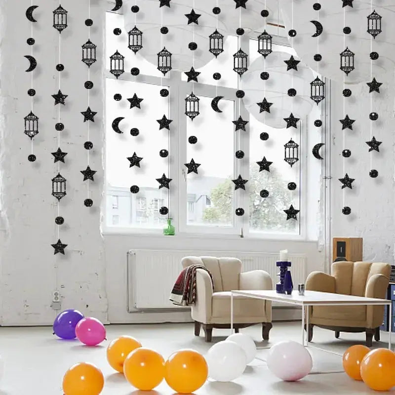 Garland - Glitter Gold Star Streamer by House Of Avana